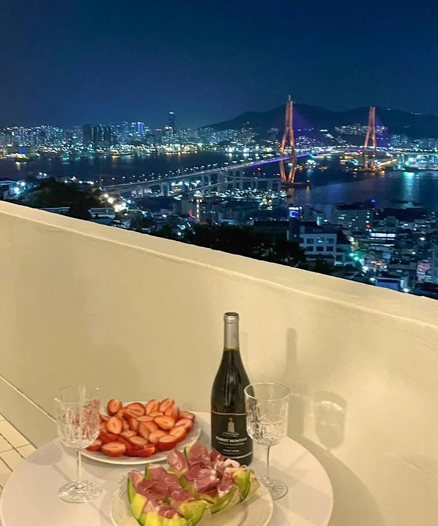 Yeoon Stay Busan 0*,